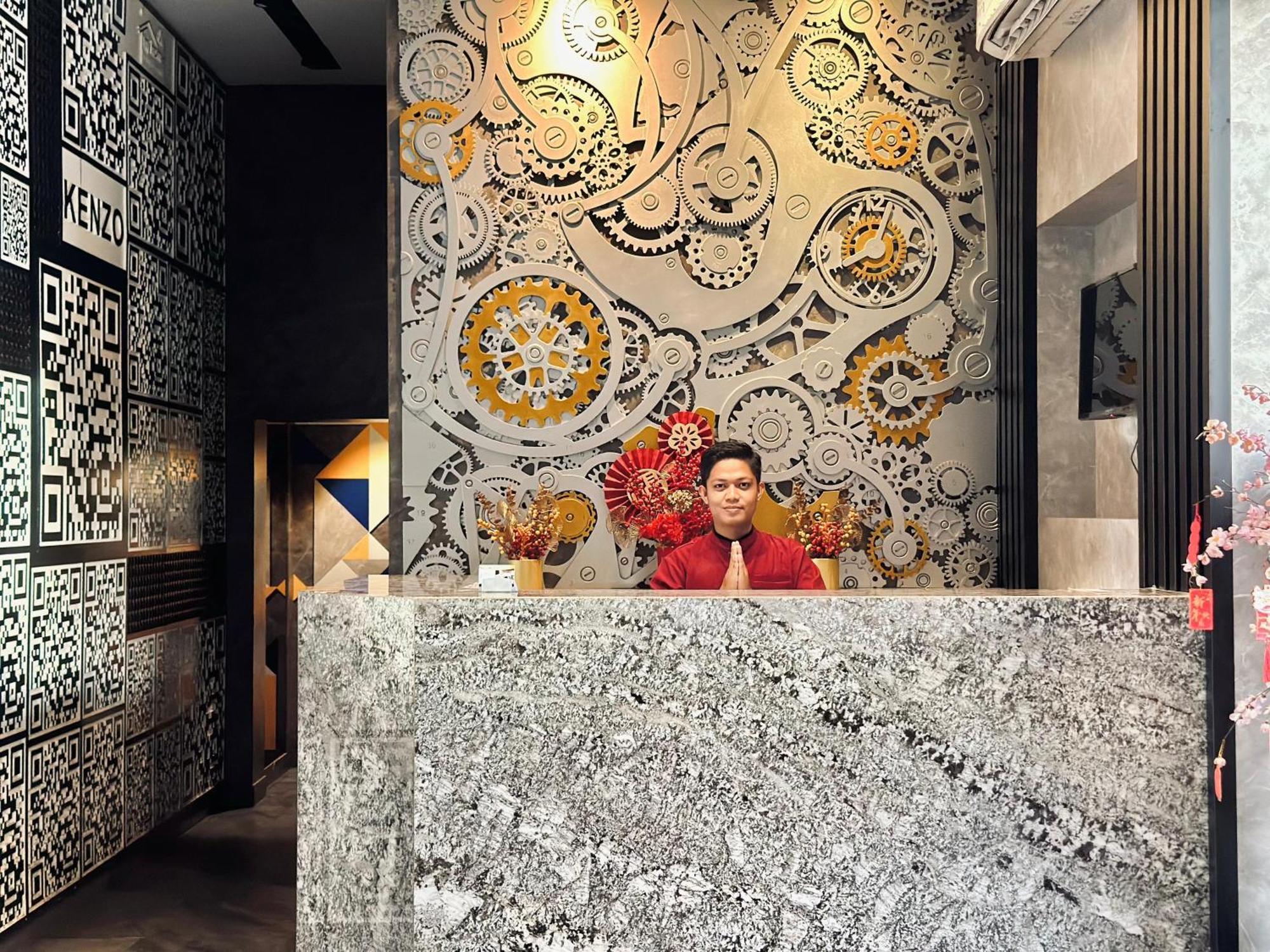 My Home Hotel Pontianak Eksteriør billede