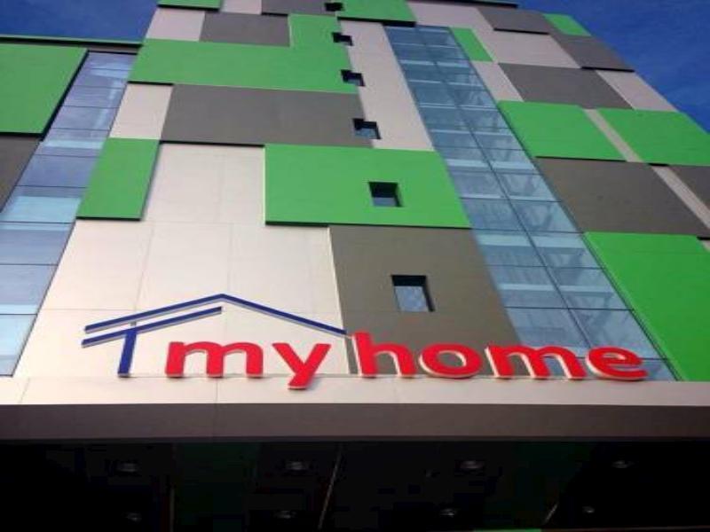 My Home Hotel Pontianak Eksteriør billede